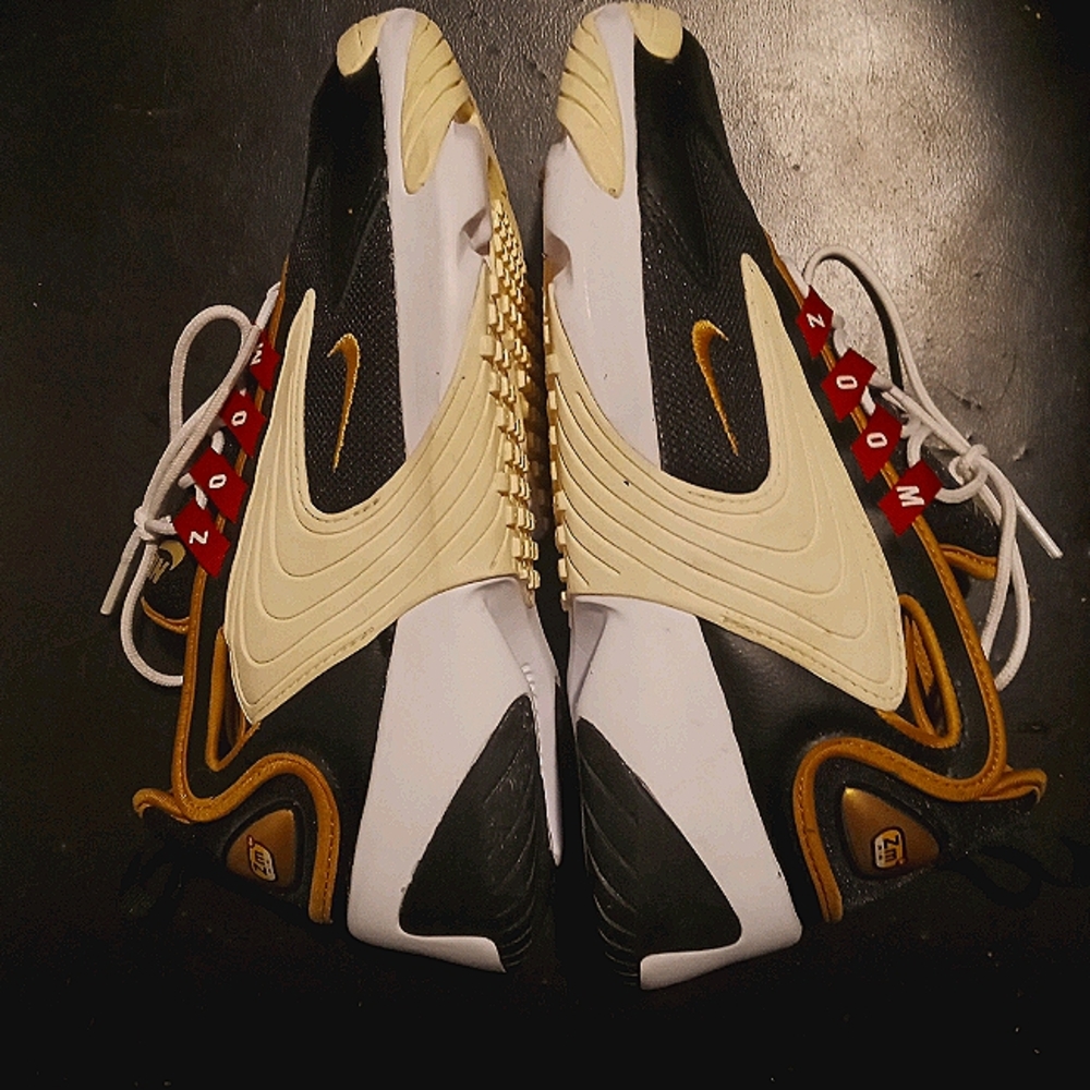 Nike Zoom 2k